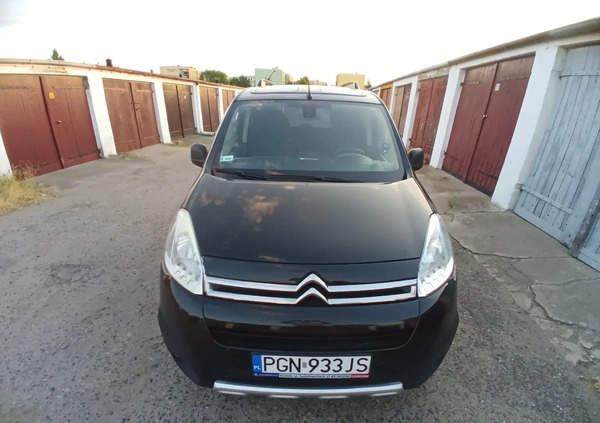 Citroen Berlingo cena 40900 przebieg: 99700, rok produkcji 2016 z Gniezno małe 172